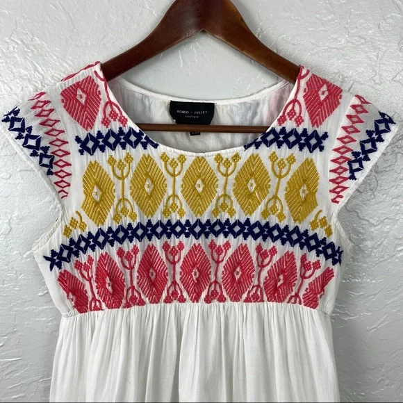 Romeo & Juliet Couture boho embroidered empire waist tunic XS - Picture 5 of 12